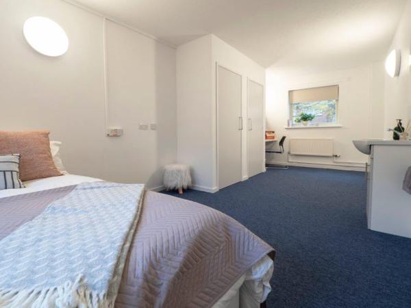 Oxford student accommodation cultural integration tips,Oxford student housing near campus prices