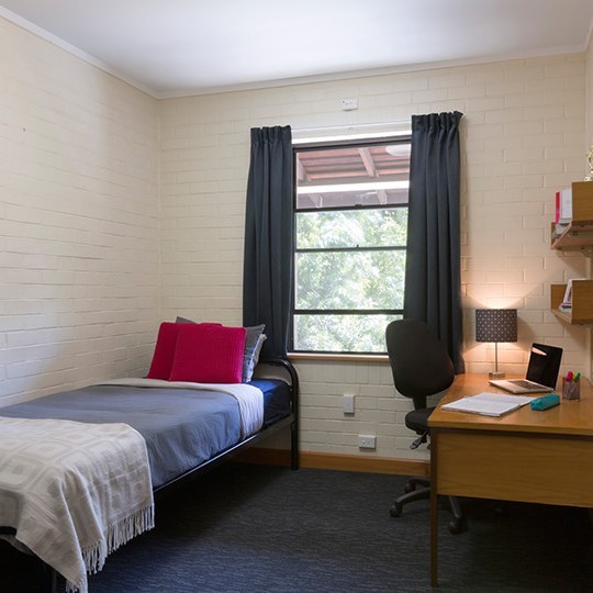 Furnished vs unfurnished student apartments in Exeter,Are Exeter student rooms soundproof?