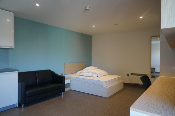 London student accommodation cultural integration tips,London student accommodation within budget