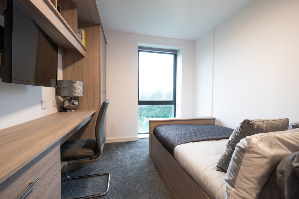 Checklist for moving into a Derby student apartment,Derby student housing price range