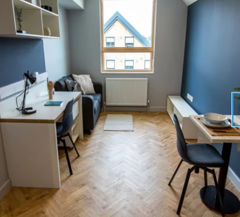 Finding Last-Minute Student Accommodation near The University of Buckingham: A Comprehensive Guide