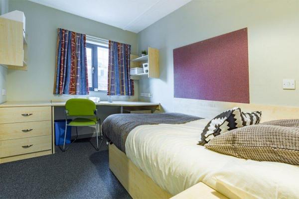 Renewing or ending a student housing lease in Ipswich,Is renting in Ipswich safe for students?