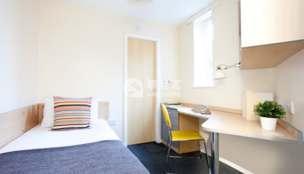 Furnished Student Apartments with Balconies in Exeter: The Perfect Blend of Comfort and Serenity