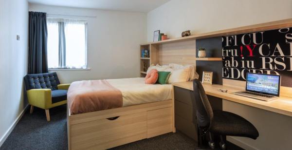 Southampton student accommodations with gyms or fitness centers,Cheap student en-suite rooms in Southampton