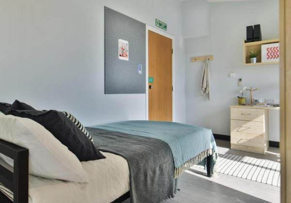 Steps to rent a student property in Medway,Cheap student en-suite rooms in Medway