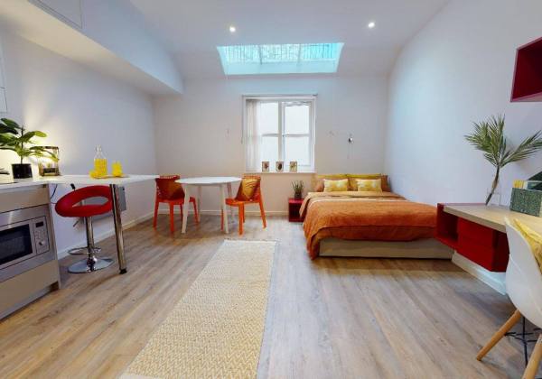 Exploring the Best Luxury Studio Apartments for Students in Bath