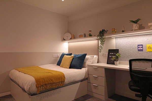 Exploring the Best Student Housing Options near Regent's College Marylebone Campus