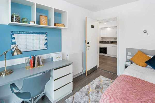 Convenient Summer Housing Options for Students in Vancouver