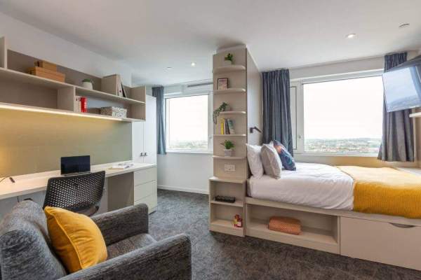 Best time of year to look for student housing in London,Cost-effective student residence London