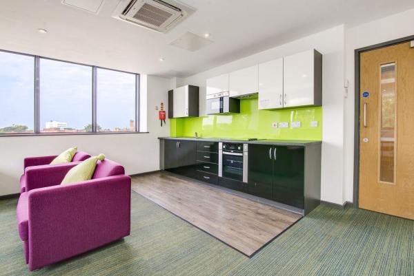 Benefits of living in Brisbane student halls,Brisbane student accommodation monthly rent