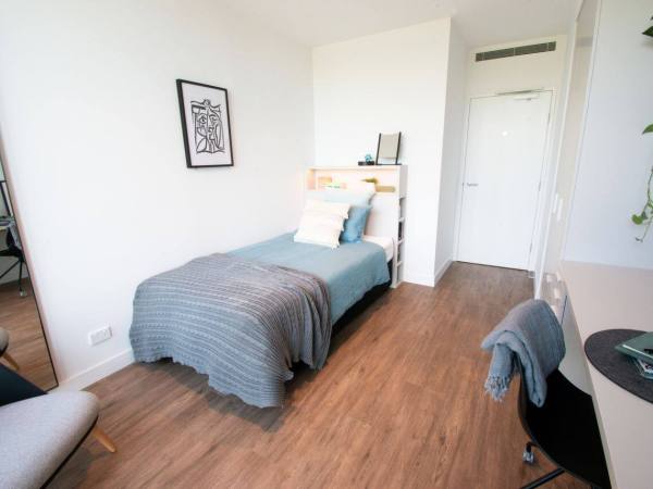 Maintenance requests for Exeter student flats,Exeter student accommodations near public transport.