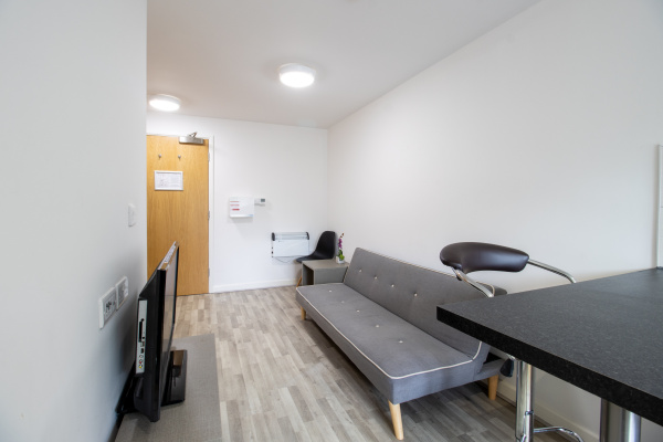 Advantages of en-suite rooms in Birmingham student housing,Student studio apartments in Birmingham prices