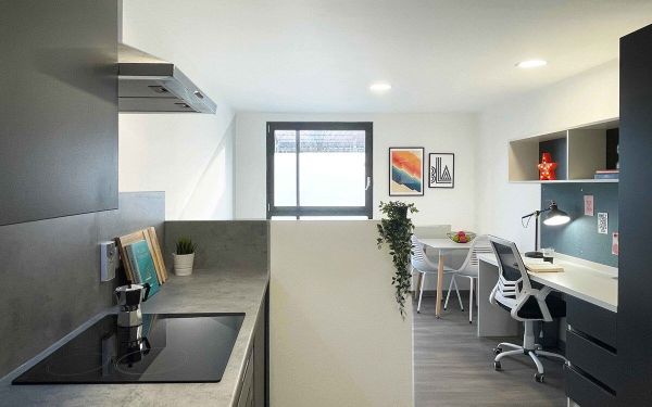 Advantages of en-suite rooms in London student housing,London city center student flat rents