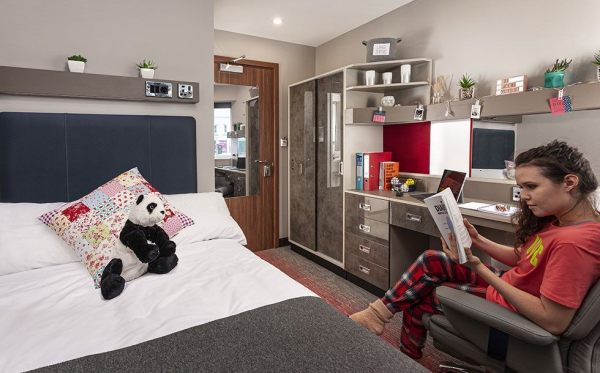 What is Included in Your Rent in Southampton Student Housing? Unveiling Hidden Perks and Must-Have Amenities