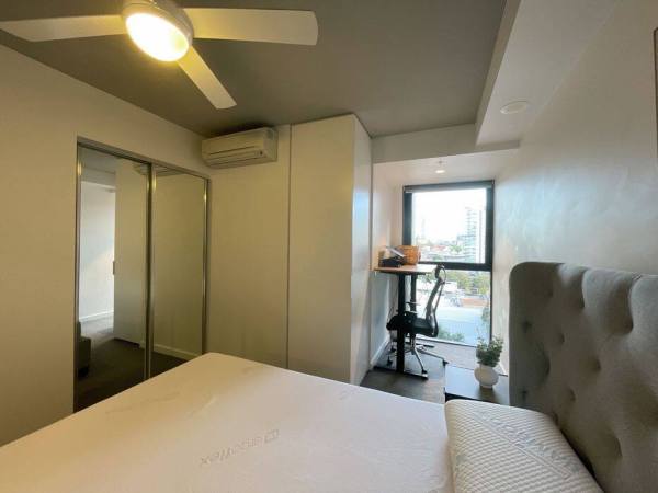 Simplify Your Group Booking for Student Housing near CQU Brisbane