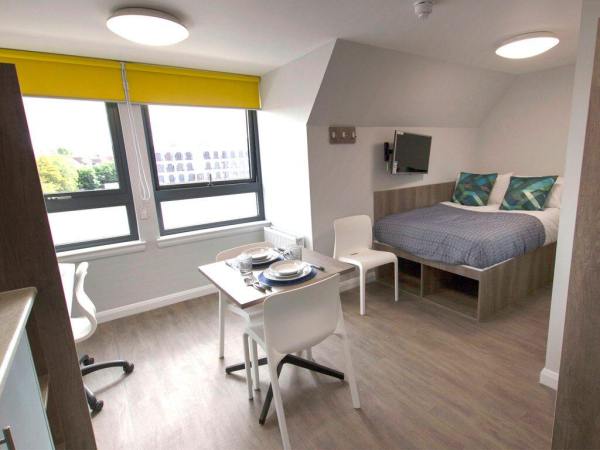 Glasgow student accommodations with gyms or fitness centers,Budget student apartments Glasgow