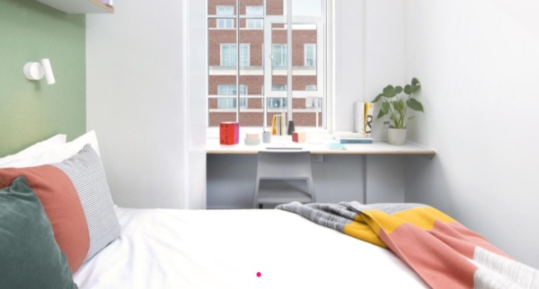 Furnished vs unfurnished student apartments in London,Cost-effective student residence London